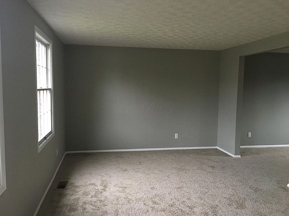 2nd image of 54 Whipple Pl
