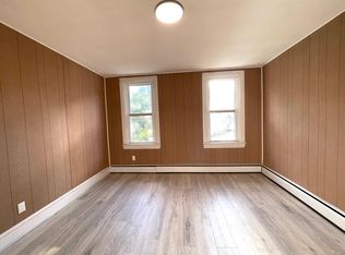 231 N Front St, Saint Clair, PA 17970