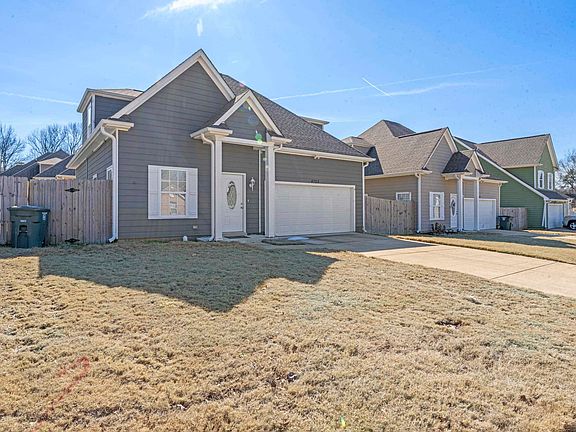 3rd image of 4725 Addington Dr