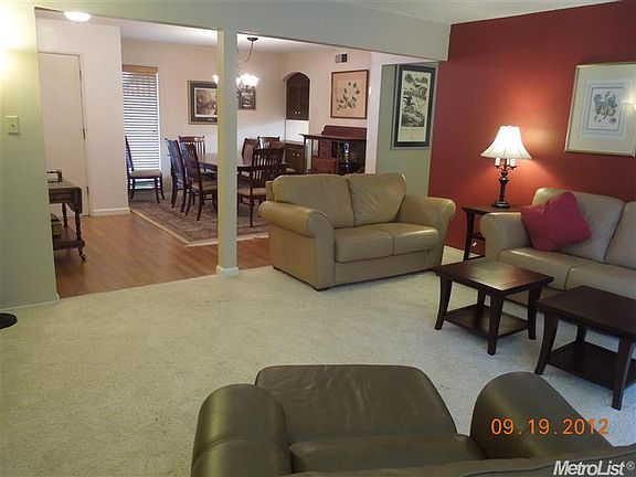 5th image of 4706 Lake Dr
