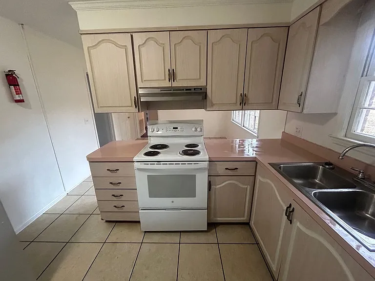 5524 Ransom Dr — Photo 6