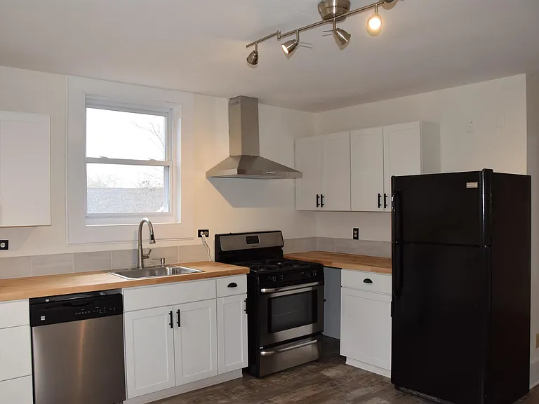 107 Harris Rd #A — Photo 8