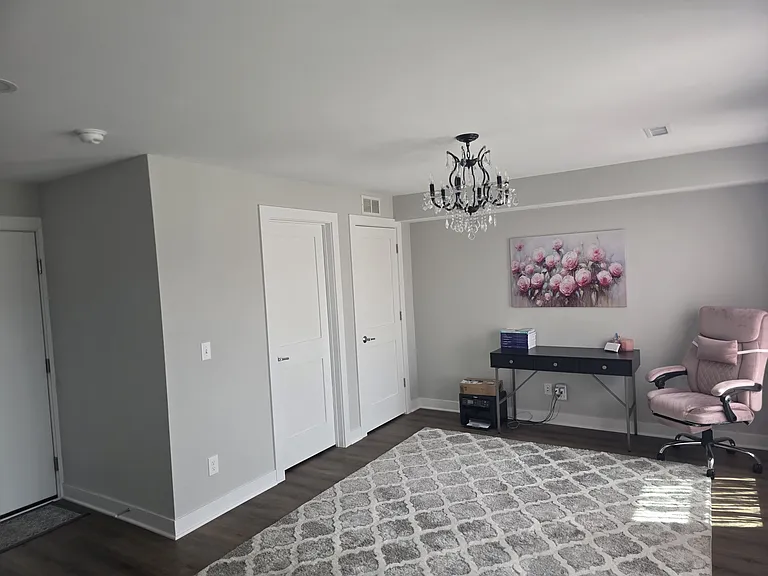 11220 N Park Pl — Photo 9