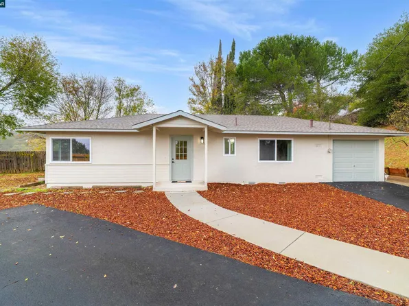 3102 Pine St, Martinez, CA 94553