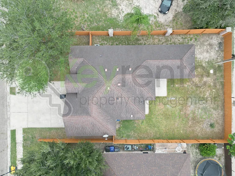 7816 N 26th St — Photo 27