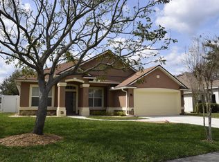289 N Lake Cunningham Ave, Saint Johns, FL 32259