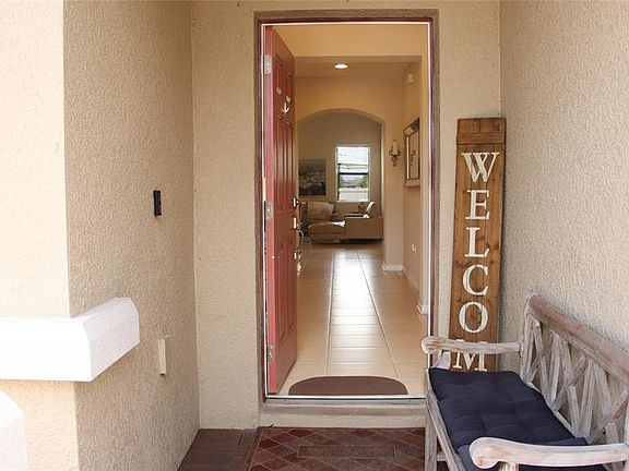3rd image of 1429 Clear Brook Pl