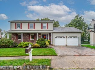 86 Point View Pkwy, Wayne, NJ 07470