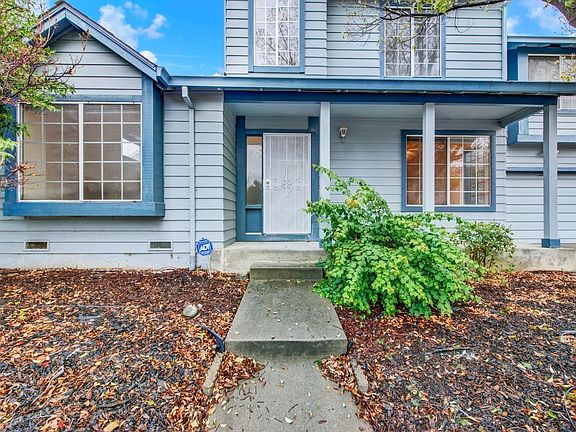 2nd image of 913 Beechwood Circle
