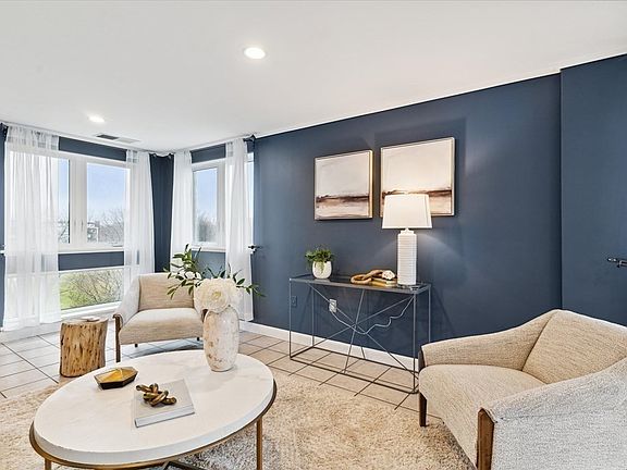 4th image of 154 Lynnway #A