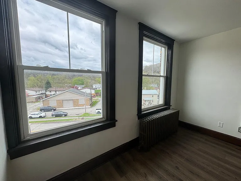 208 N Warren Ave #G — Photo 13