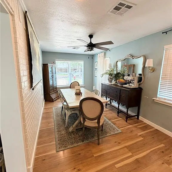 3209 Bonham Dr — Photo 8
