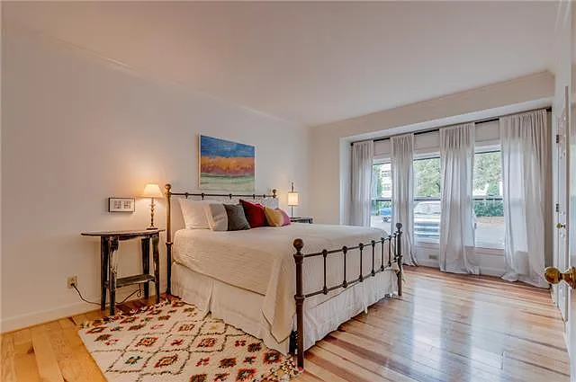 405 Ashlawn Ct — Photo 13