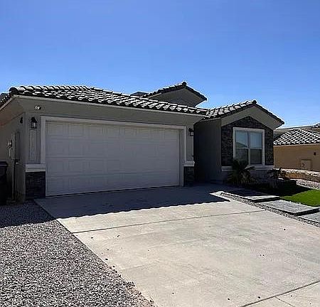 2nd image of 232 Glenlivet Way