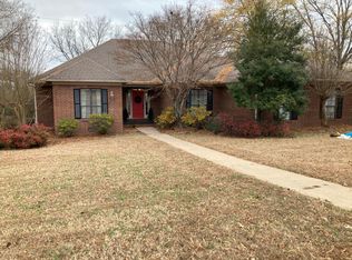 307 Heartland Dr, Russellville, AR 72802