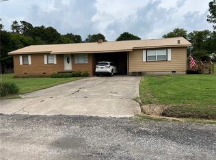 12578 N Buddy Elkins Rd, Farmington, AR 72730