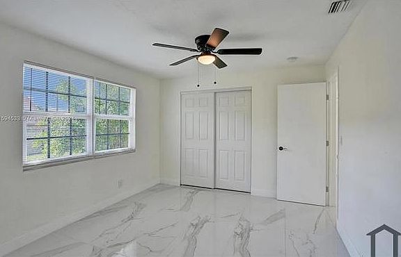 4th image of 812 13th St #B
