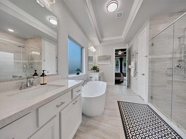 8826 Forest Side Dr — Photo 19