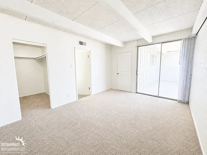 910 E Marlette Ave #19 — Photo 13