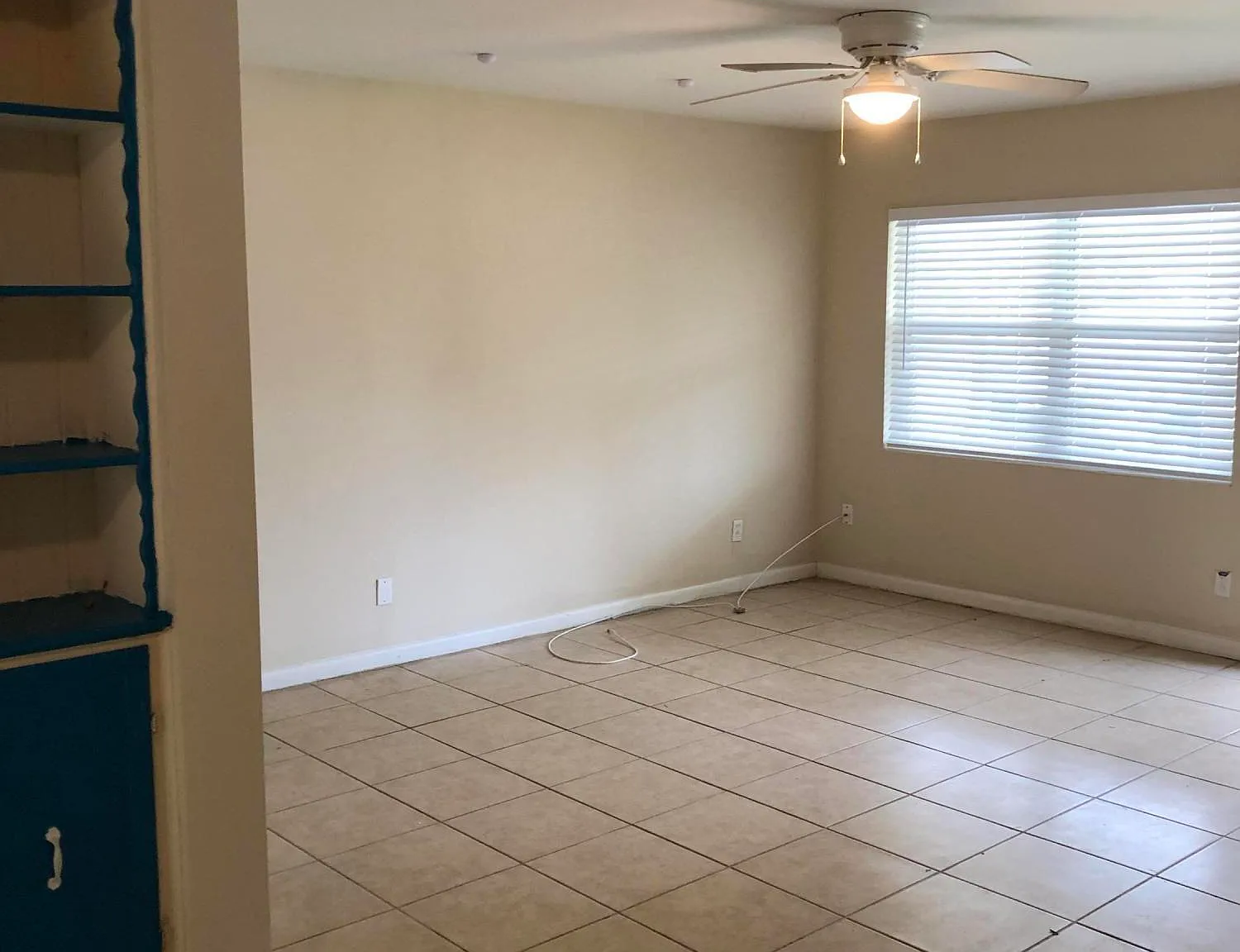 3 bed, 2.0 bath, 1204 sqft, $1,400 — Photo 2