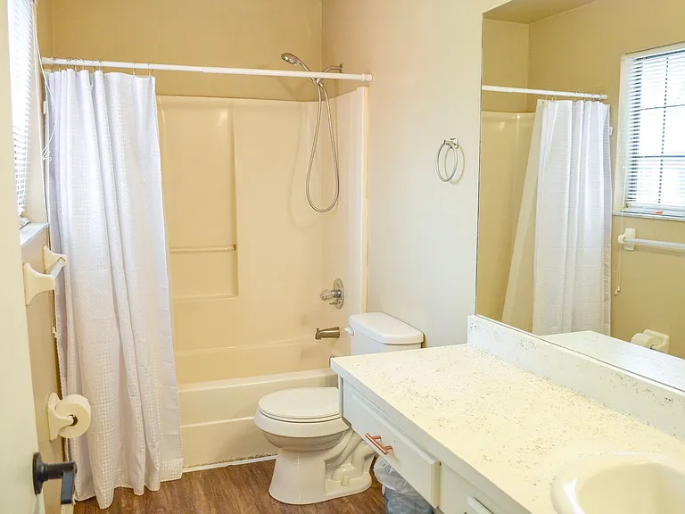 5821 SW 8th Pl — Photo 23