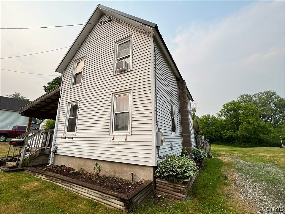 1st image of 117 Depot St