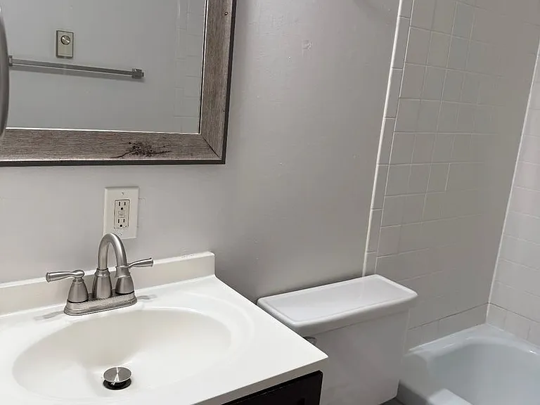 20 Carriage Lane, LLC — Photo 5