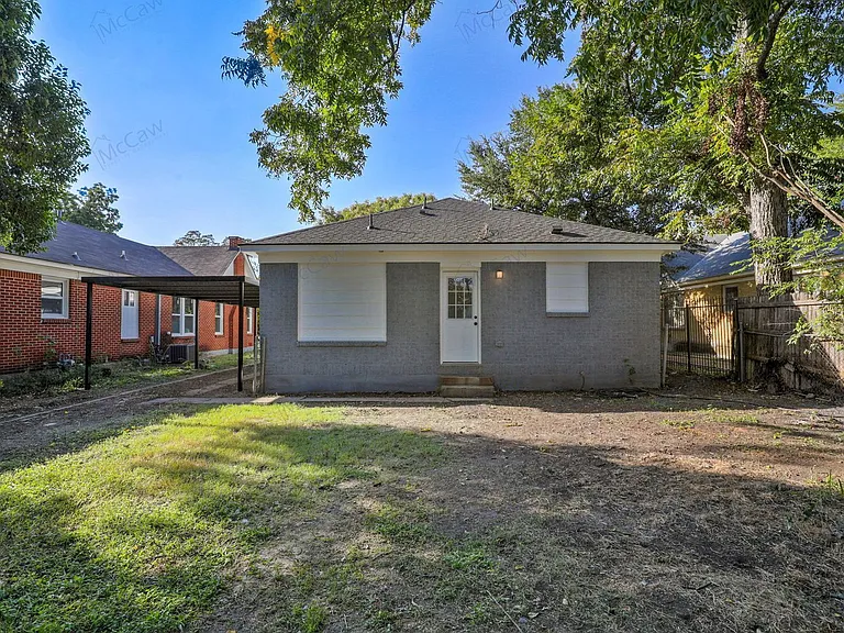 4612 Capitol Ave — Photo 3