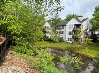 2010 Stoney Run Cir, Broadview Heights, OH 44147