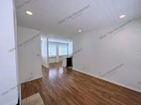 4015 Bowser Ave APT E, Dallas, TX 75219