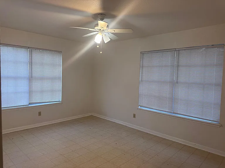 124 Plum St — Photo 23