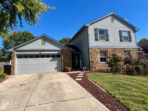 7549 Southern Lakes Dr, Indianapolis, IN 46237