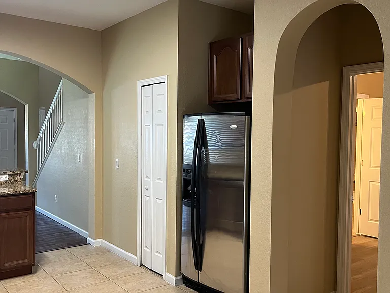 16563 Cedar Crest Dr — Photo 4