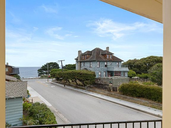 3rd image of 114 Carmel Ave
