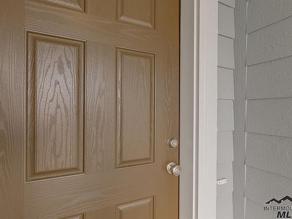 4th image of 10690 Hackberry St
