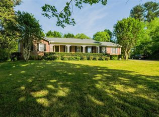 405 Meadow Park Dr, Anderson, SC 29625