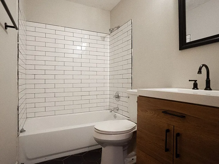 2398 Winston Way — Photo 7