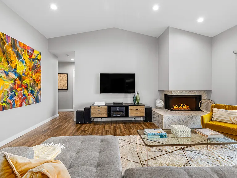 35 Mission Ct — Photo 10