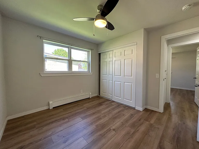 124 - 224 S Bird Street Apartments — Photo 16