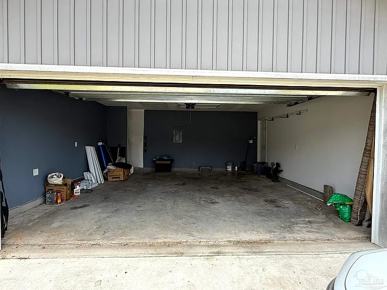 1719 Paisleigh Dr — Photo 32