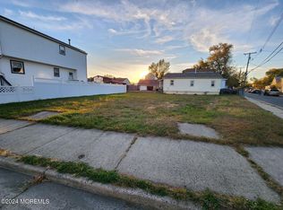 130 Seeley Ave, Keansburg, NJ 07734
