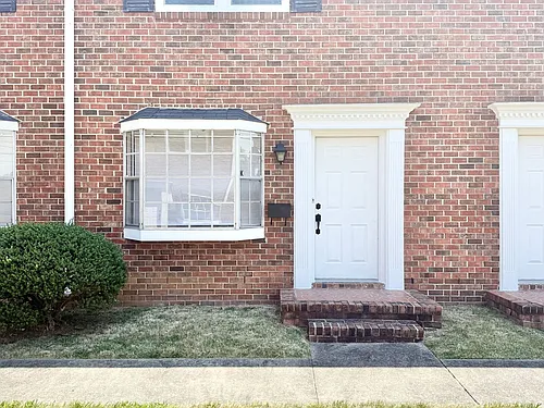 1723 E Cone Blvd Photo 1