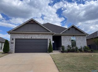 104 Pandilla Dr, Madison, AL 35756