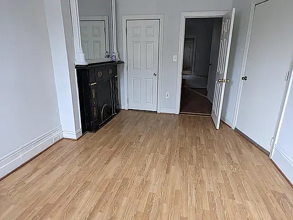2528 W Girard Ave #1 — Photo 2