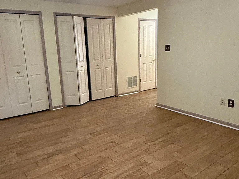 9324 Daly Ct — Photo 5