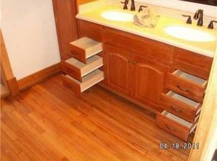 854 Sycamore Ln, Danville, IN 46122