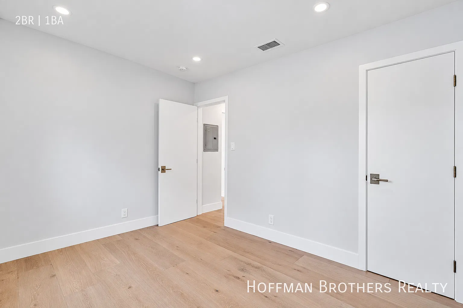 **2 Weeks Free**Remodeled Santa Monica 2-Bedroom with Fully Equipped Kitchen, Modern Appliances, ... — Photo 4