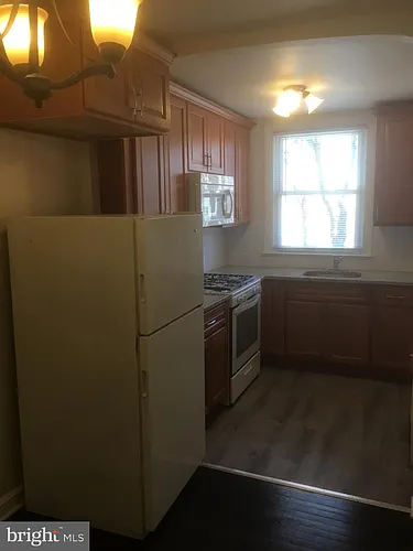 883 Windermere Ave #1 Photo 1