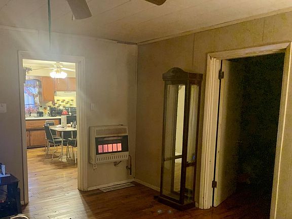 3rd image of 2928 Gallia St