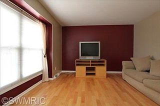 2nd image of 3420 Fuller Ave NE